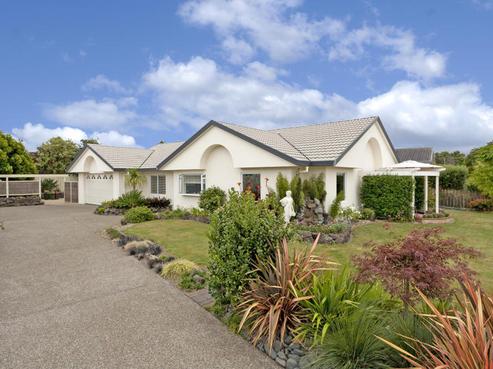 60 West Fairway, Golflands