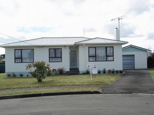 8 Arundel Place, Springvale