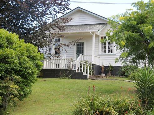 5 Thorps Quarry Road, Clevedon