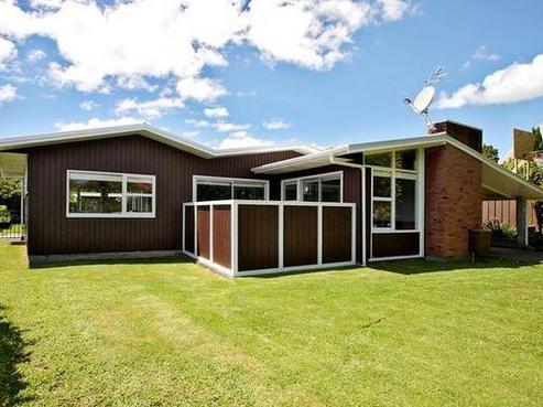9 Onslow Place, Merrilands