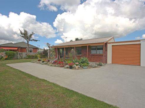 3/8 Riverside Road, Orewa