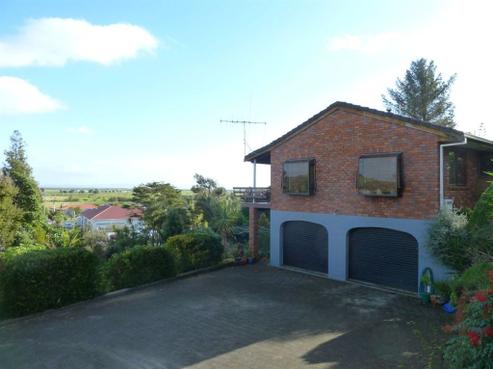 107 Marie Place, Thames