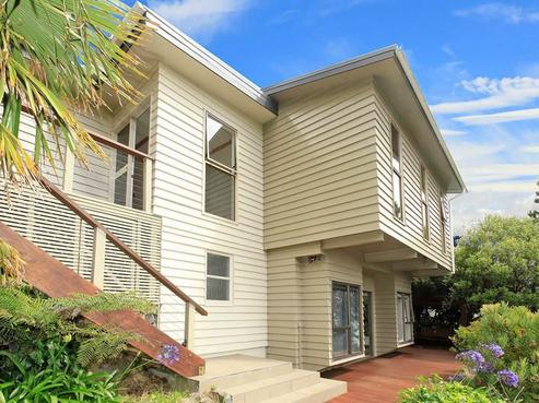 8 Latham Road, York Bay