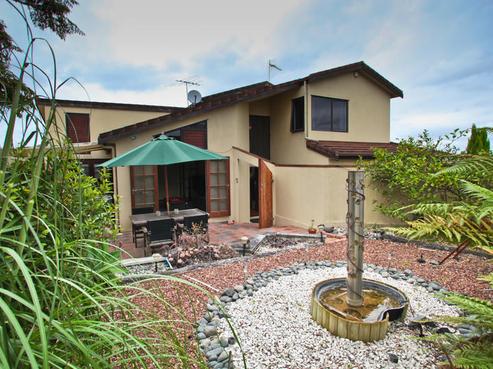 9 Bundoran Way, Pinehill