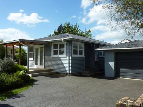 8 Balloch Street, Fairfield