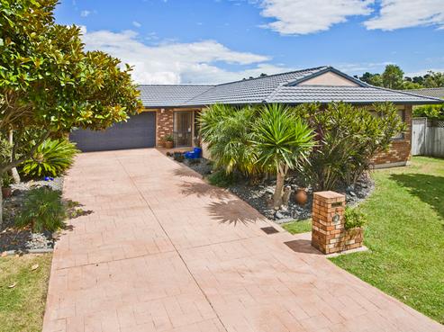 5 Halstead Place, Huntington Park