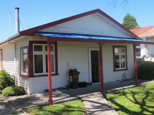 100 Hall Street, Hokitika