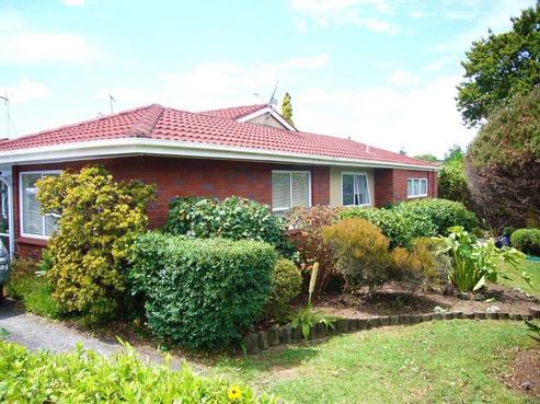 1/74 Howe Street, Howick
