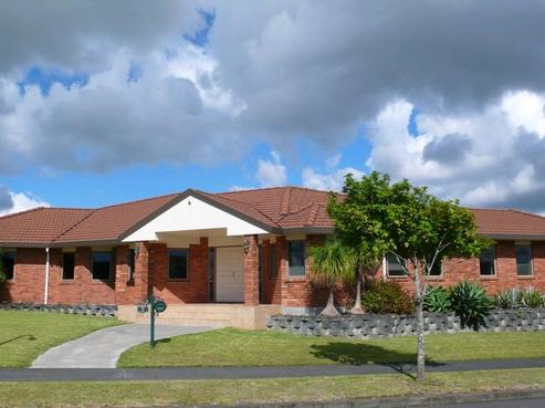 2 Castlehill Court, Wattle Downs