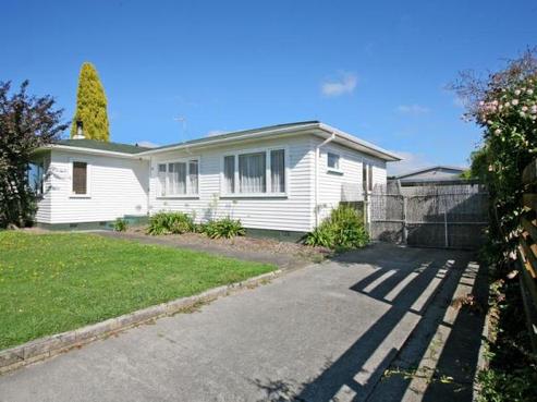 32 Arthur Hobson Avenue, Pirimai