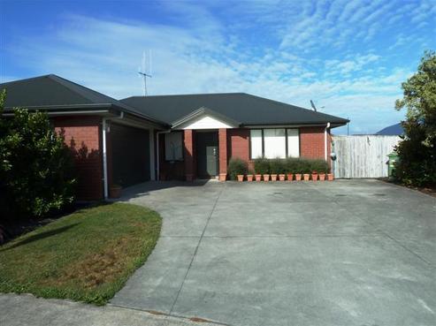10 Rosewood Court, Huntington