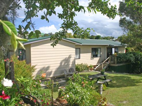 8 Gerontius Lane, Snells Beach