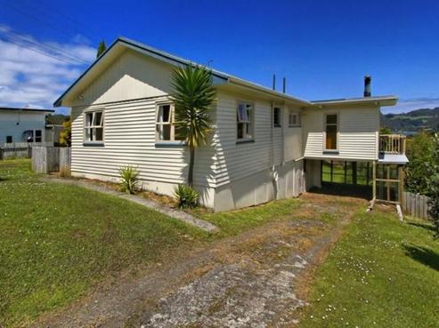 1129 Huia Road, Huia