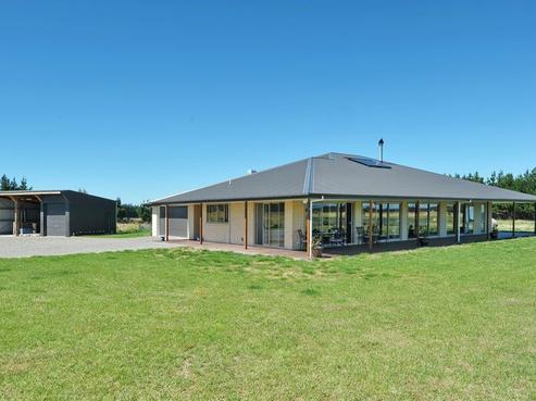 733 Loburn Whiterock Road, Loburn