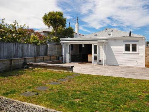 11 Picton Avenue, Newtown