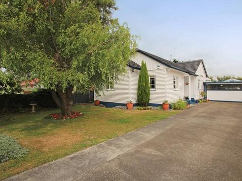 15 Bell Road, Waiwhetu