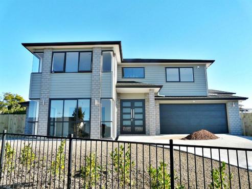 74 Lake Panorama Drive, Henderson Valley