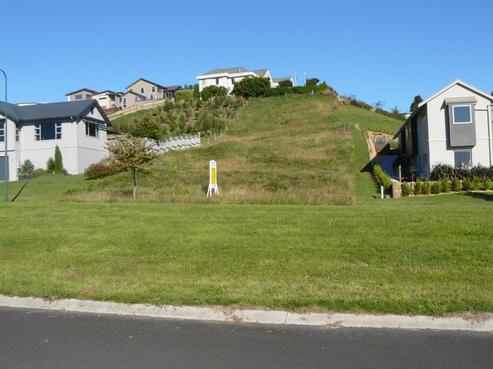 25 Great West Road, Westbrook