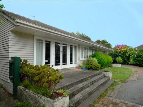 561 High Street, Boulcott