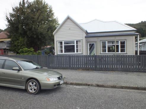 45 Shiel Street, Reefton