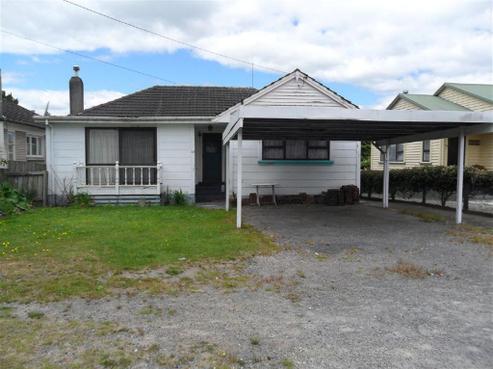 64 James Street, Glenholme
