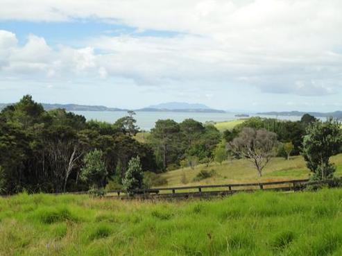 729 Mahurangi East Road, Algies Bay