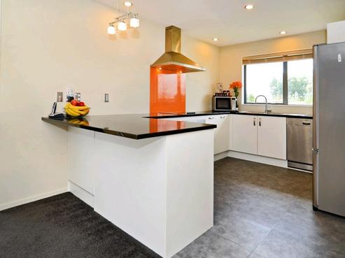 16 Millesimes Way, Yaldhurst