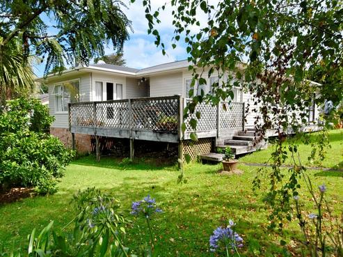 69 Hilling Street, Titirangi