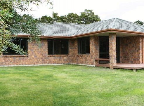 415 Cemetery Road, Maunu
