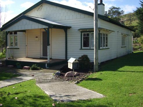 1 Hill Street, Hikurangi