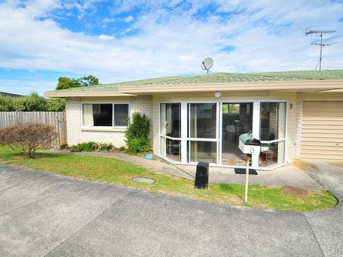 130O Lakeside Drive, Orewa