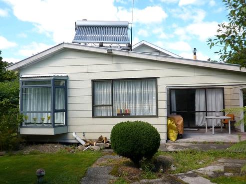 5 River Road, Hector