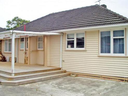 1218 Taita Drive, Taita