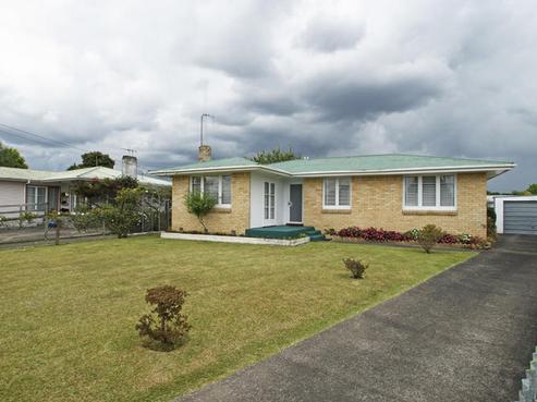 13 Masefield Drive, Enderley