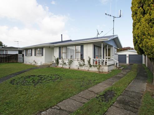 24 Oakfield Crescent, Pukete