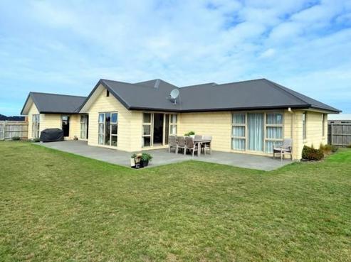 64 Rotherham Drive, West Melton