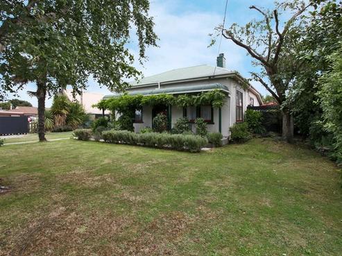 31 Main North Road, Woodend