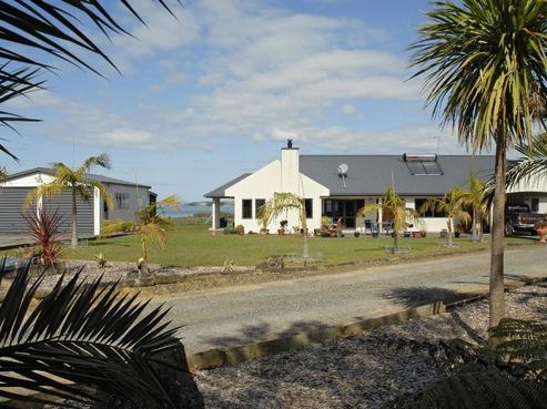 128 Toetoe Road, Otaika