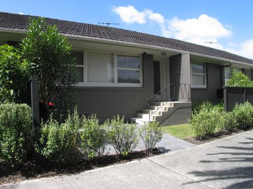 2/61A Northboro Road, Belmont
