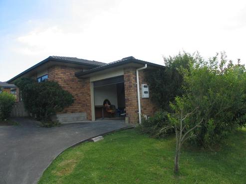 33 Bellville Drive, Clendon Park