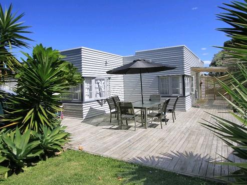 50 Brian Crescent, Stanmore Bay