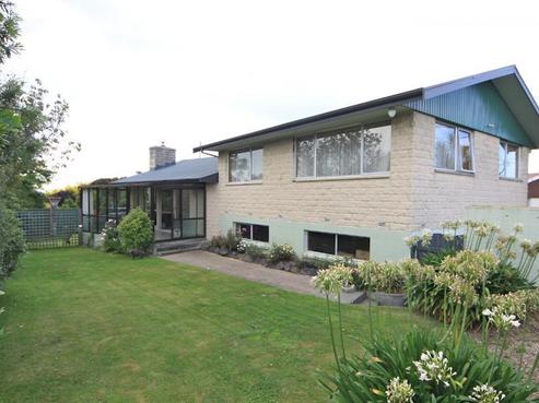 83 Poplar Street, Gleniti