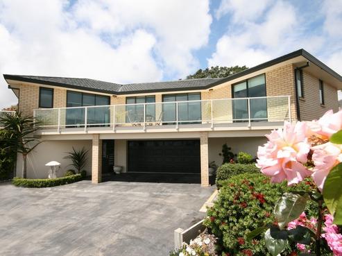 70B Karamea Street, Whalers Gate