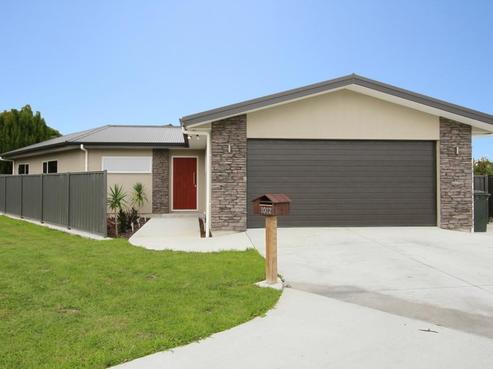 1012 Mona Street, Akina