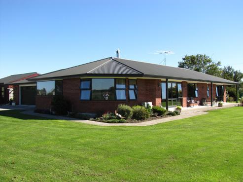 65 Dowling Road, Roslyn Bush