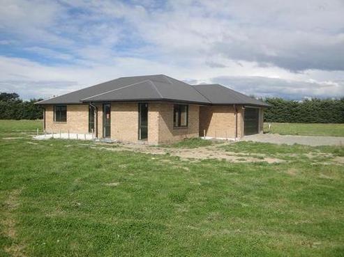 654 Depot Road, Oxford