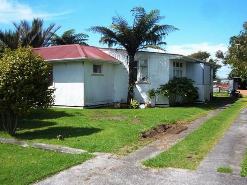 12 Aubrey Street, Waitara