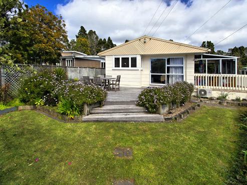 113 Atkinson Road, Titirangi