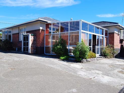 21 Blackwater Street, Bluff