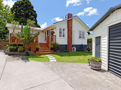 106 Taikata Road, Te Atatu Peninsula